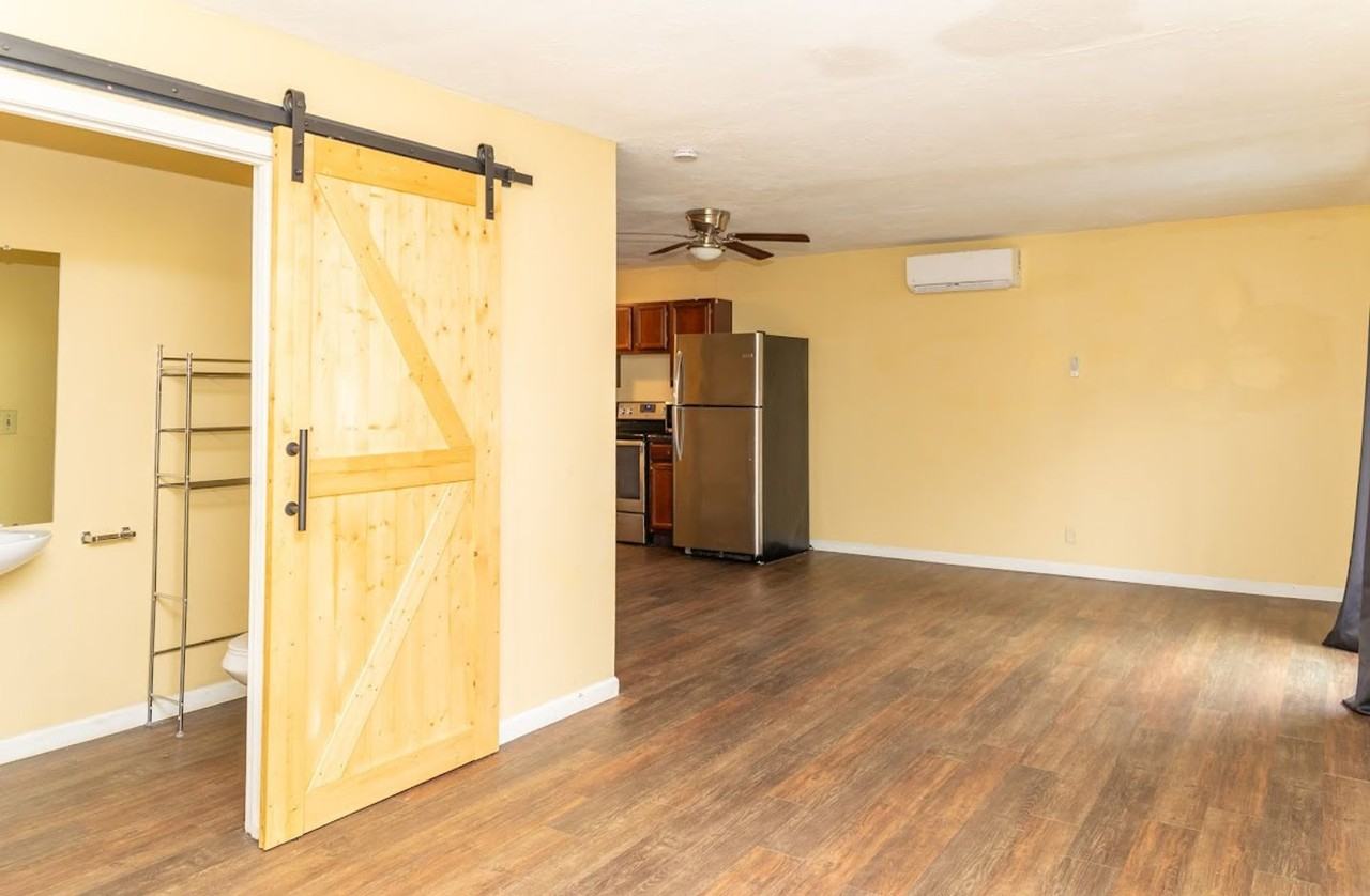 2816 Longvale Ln - Photo 4 of 13