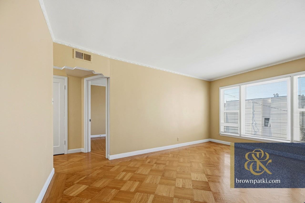 2251 Polk St - Photo 3 of 12