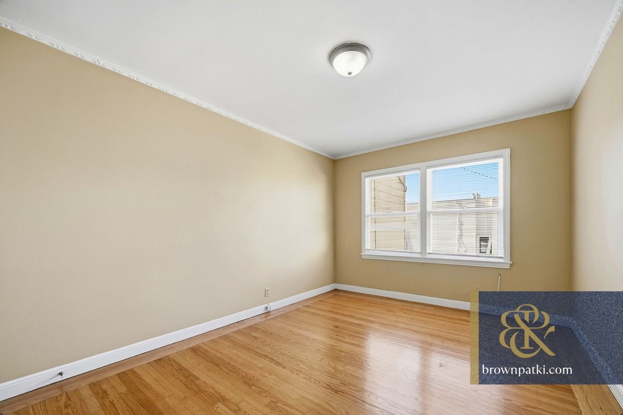 2251 Polk St - Photo 7 of 12