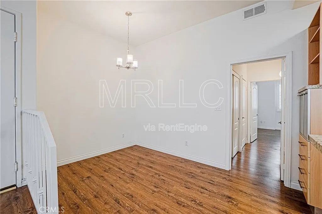 7111 La Tijera Blvd #D101 - Photo 4 of 17