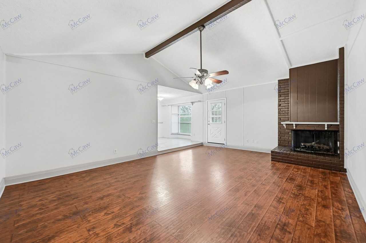 2602 Burningtree Ct - Photo 3 of 20