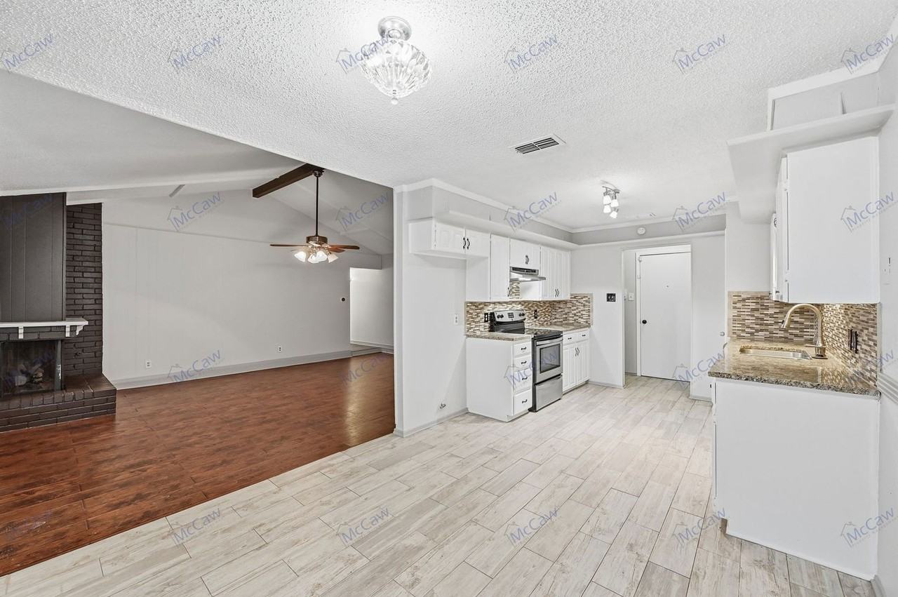 2602 Burningtree Ct - Photo 4 of 20