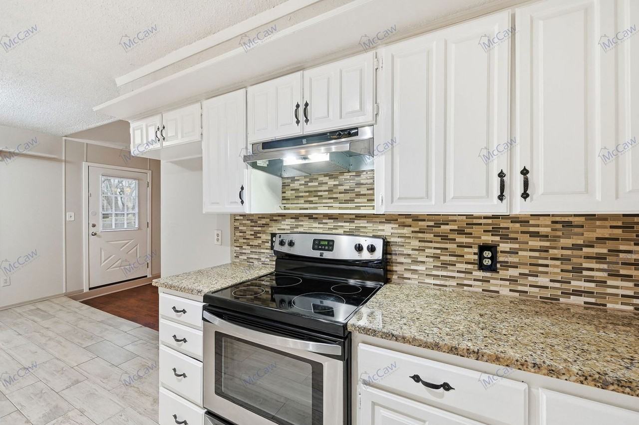 2602 Burningtree Ct - Photo 7 of 20