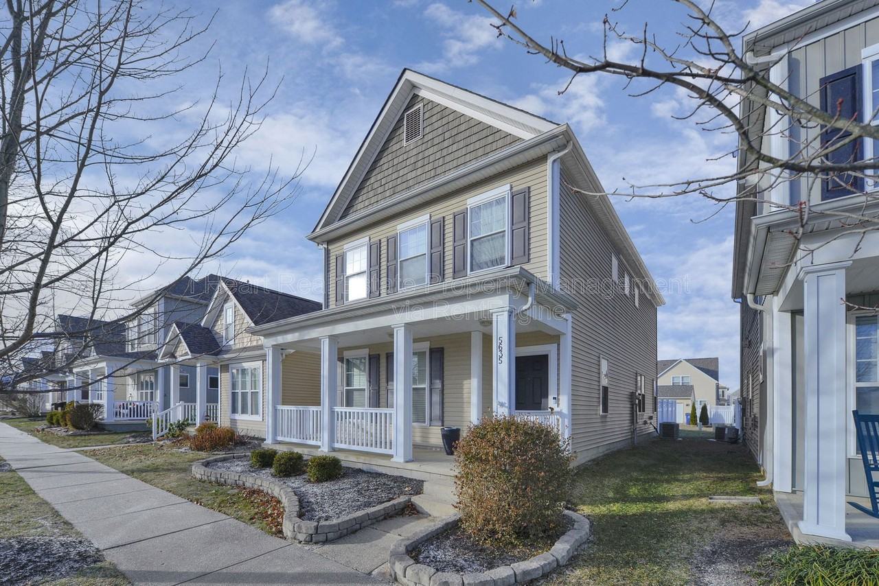 5635 Holly River Ave - Photo 6 of 37