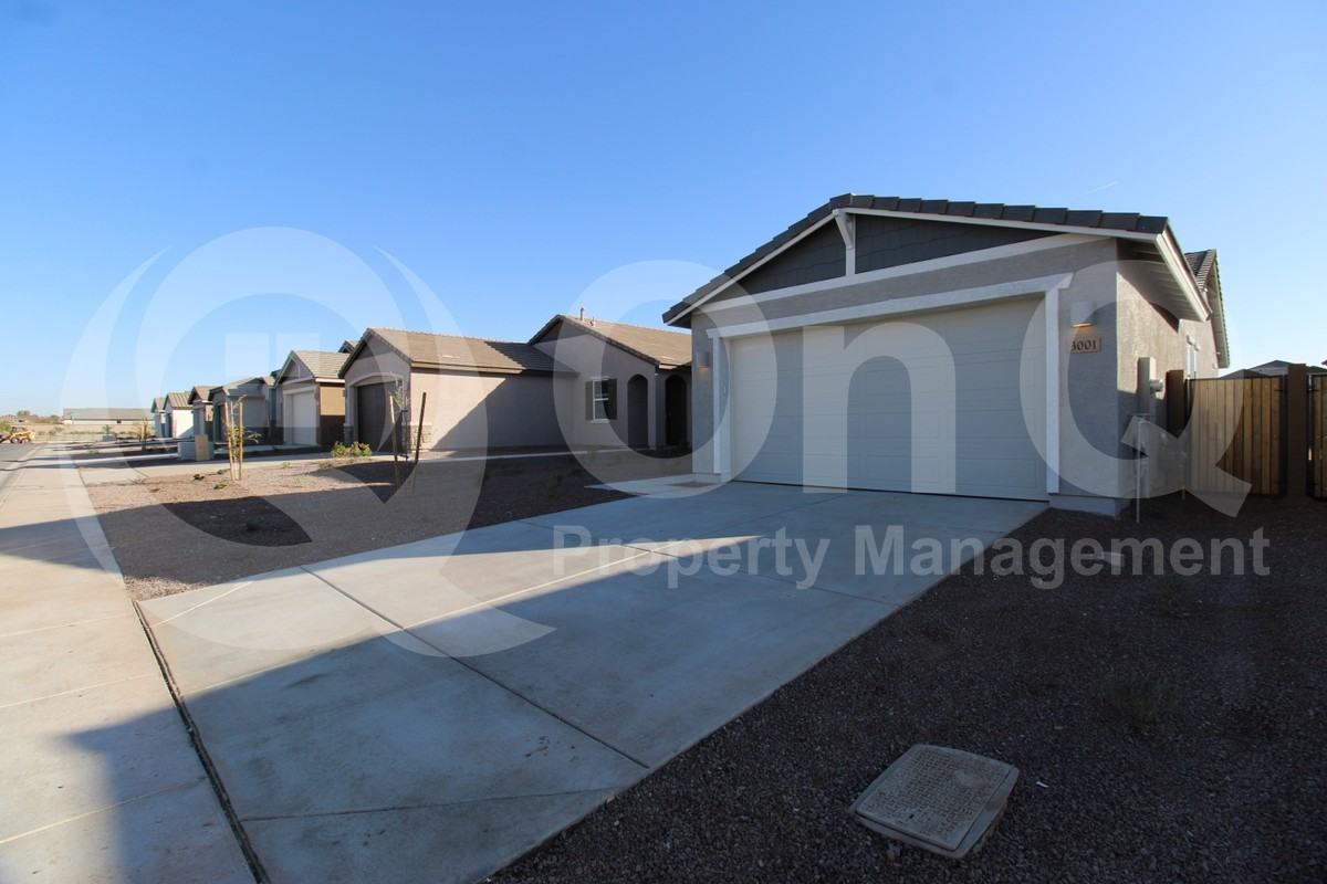 3001 E Grazing Herd Ln - Photo 2 of 17