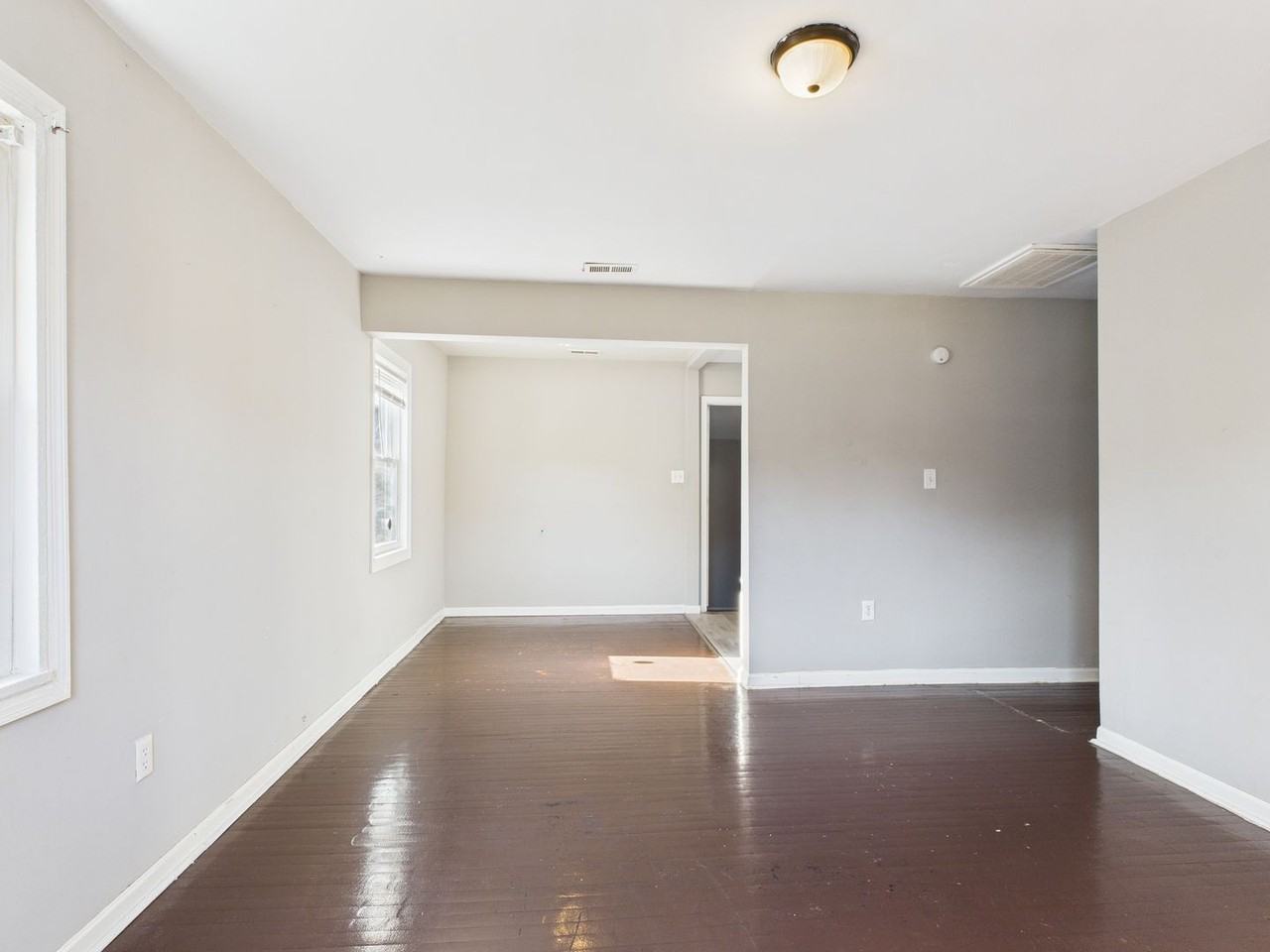 48 Gibbons Ave - Photo 5 of 29