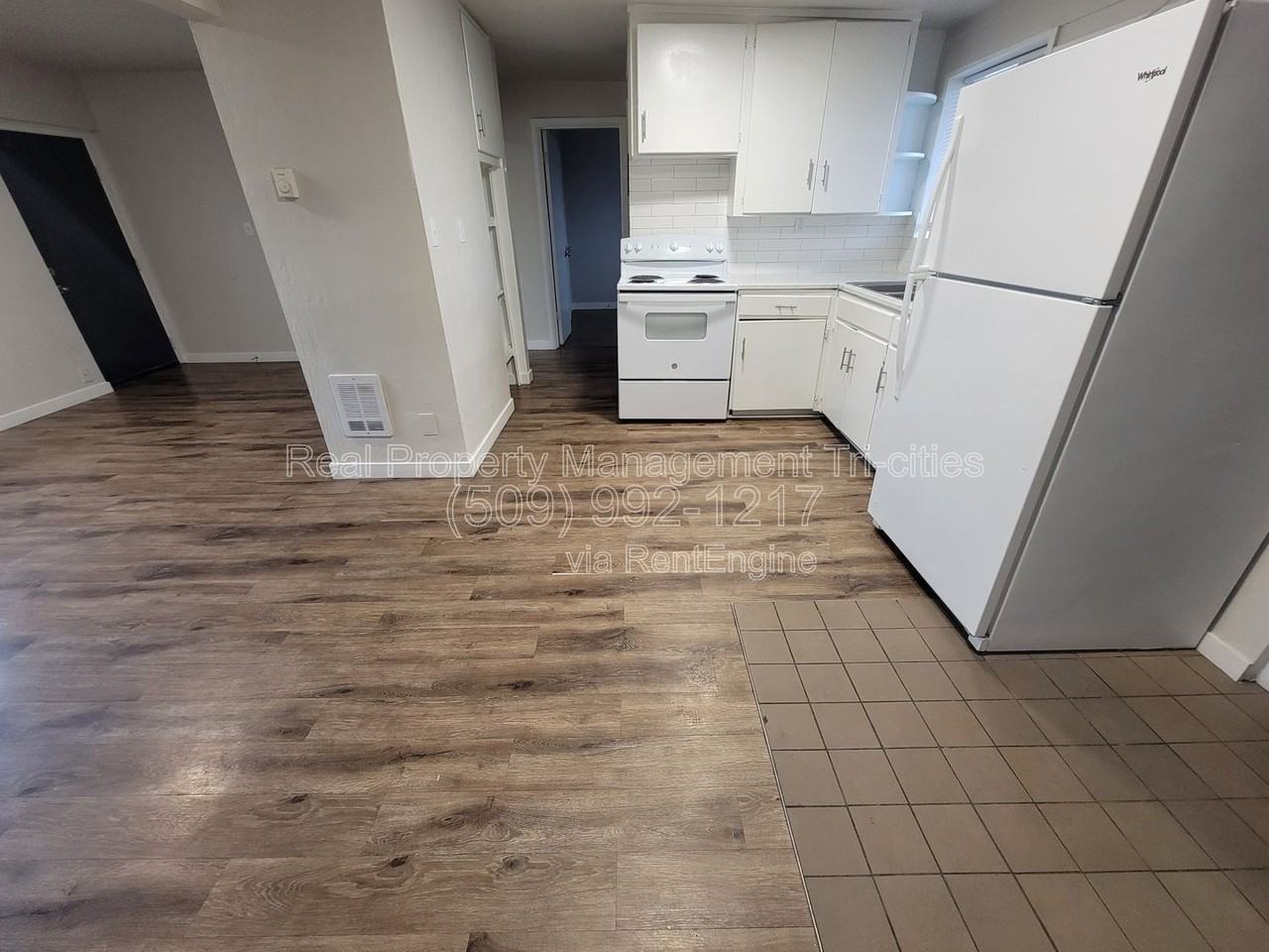 132 W Shoshone St #B - Photo 4 of 9