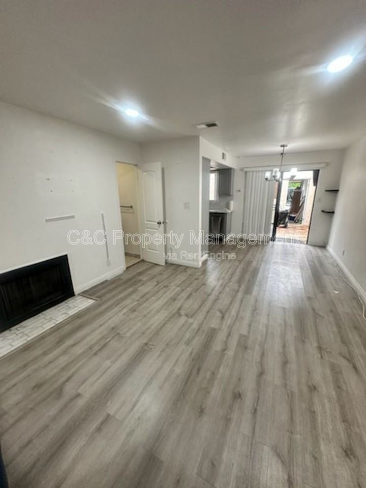 8219 Rosemead Blvd - Photo 6 of 20