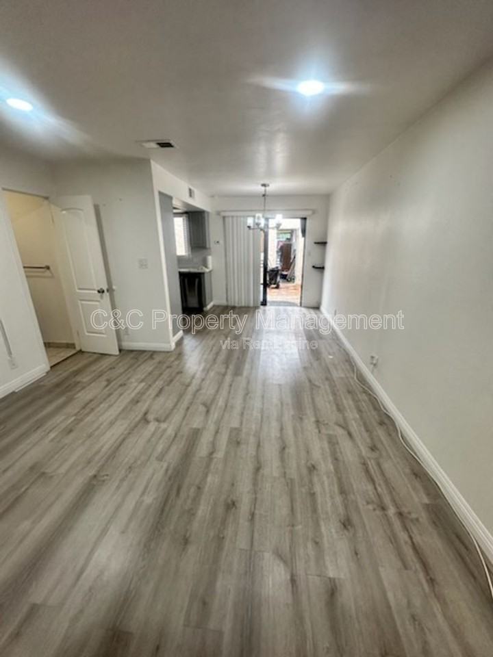 8219 Rosemead Blvd - Photo 7 of 20
