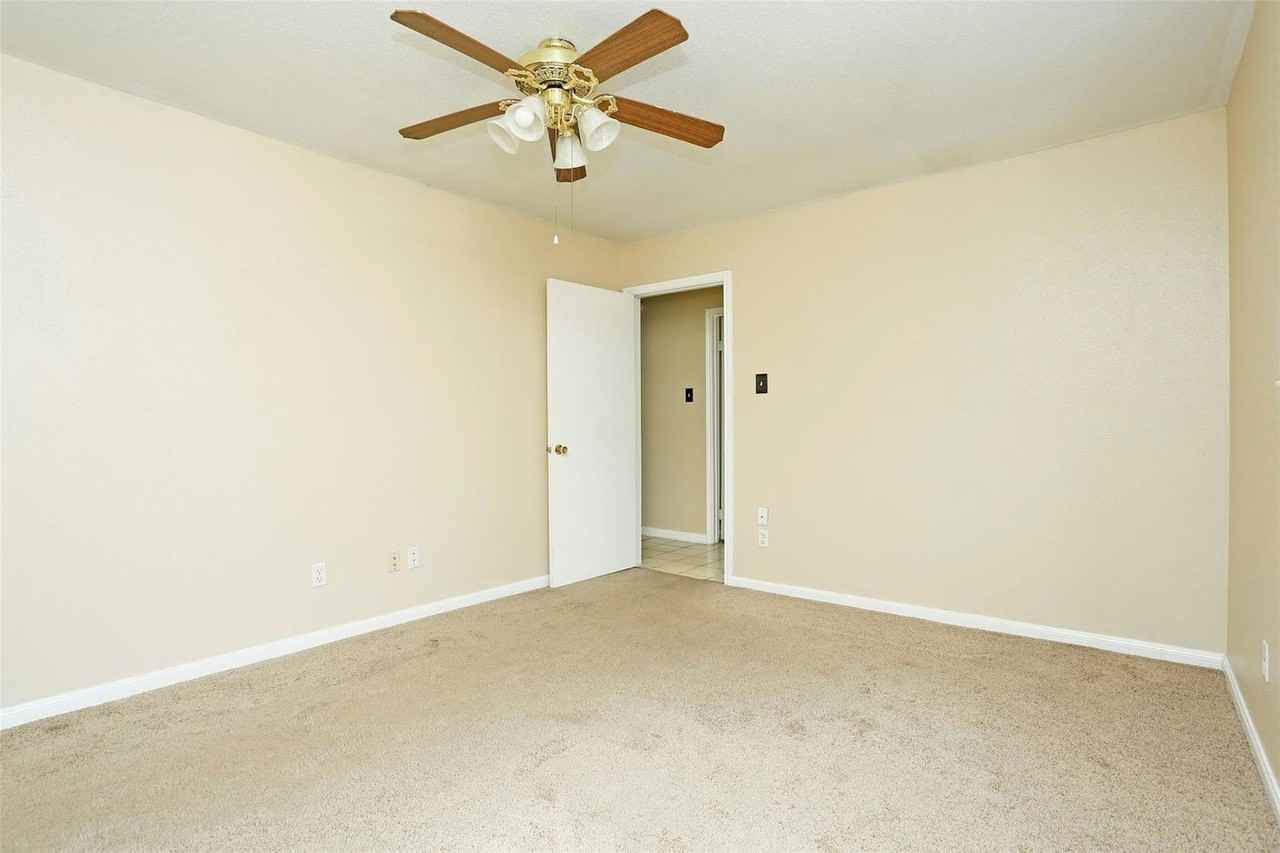 2410 Chanay Ln - Photo 4 of 22