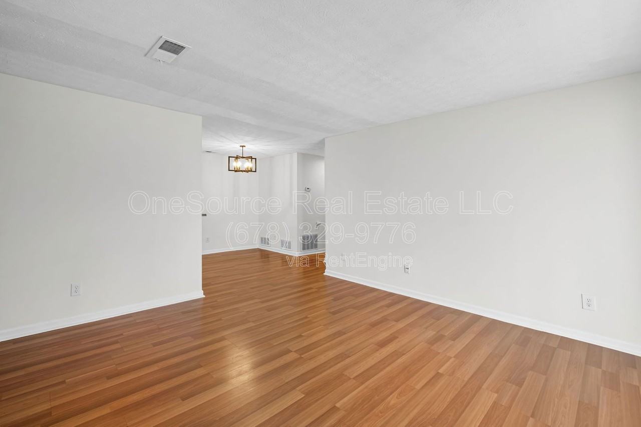 1809 Augusta Dr - Photo 7 of 28