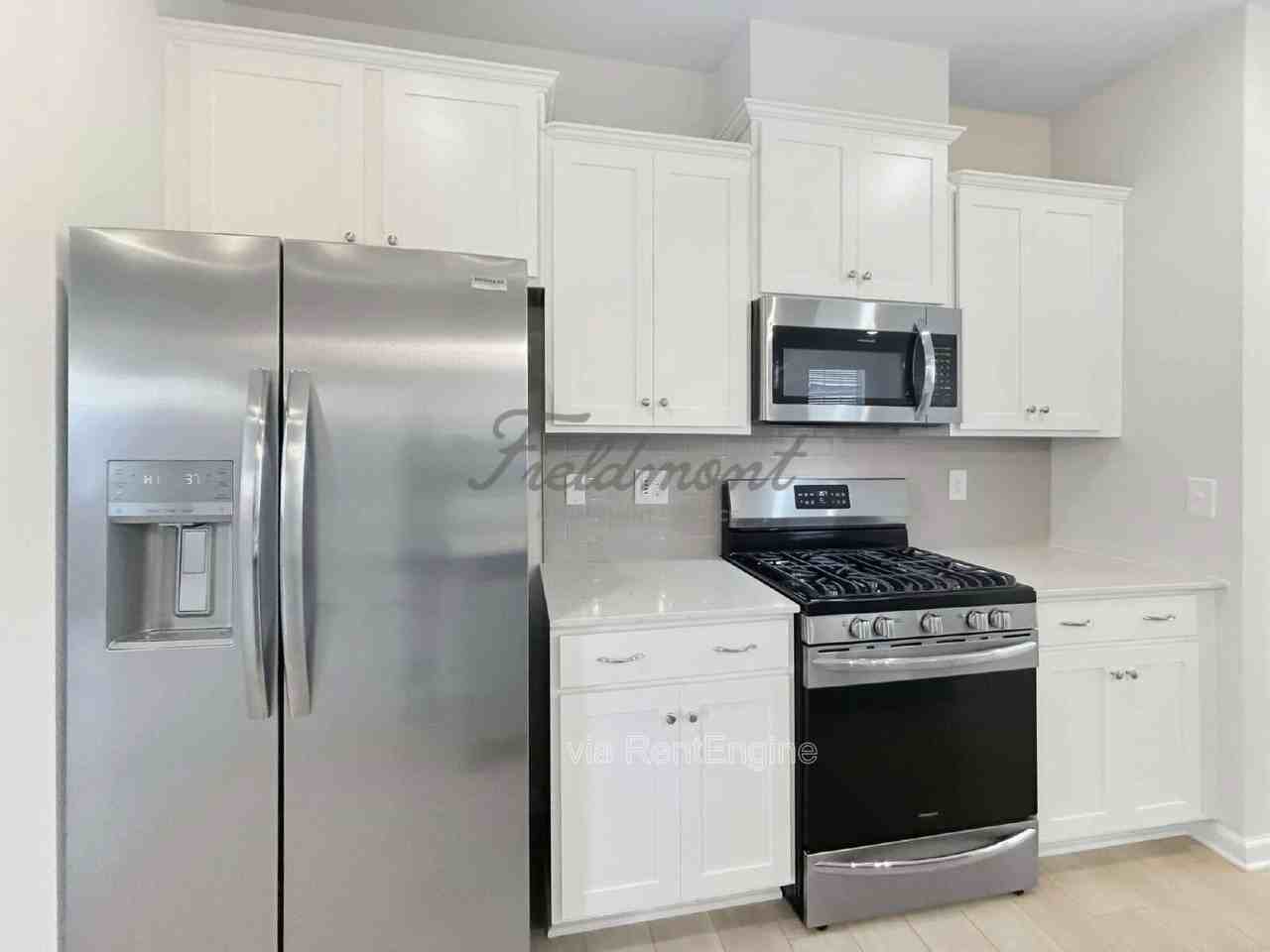 209 Stammer Ln - Photo 5 of 34