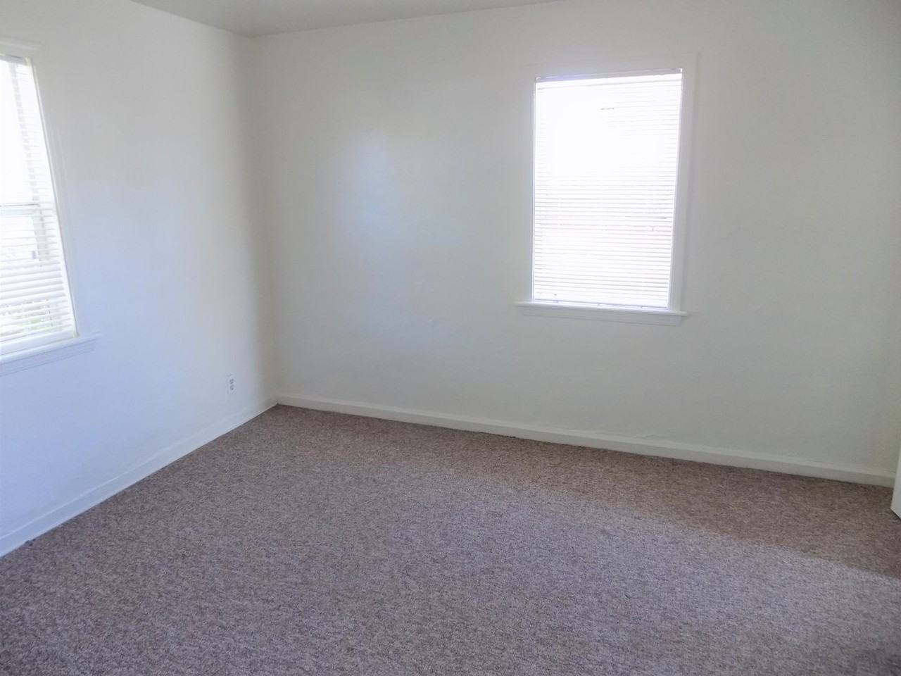 0163  735 & 745 Grand Avenue - Photo 5 of 20