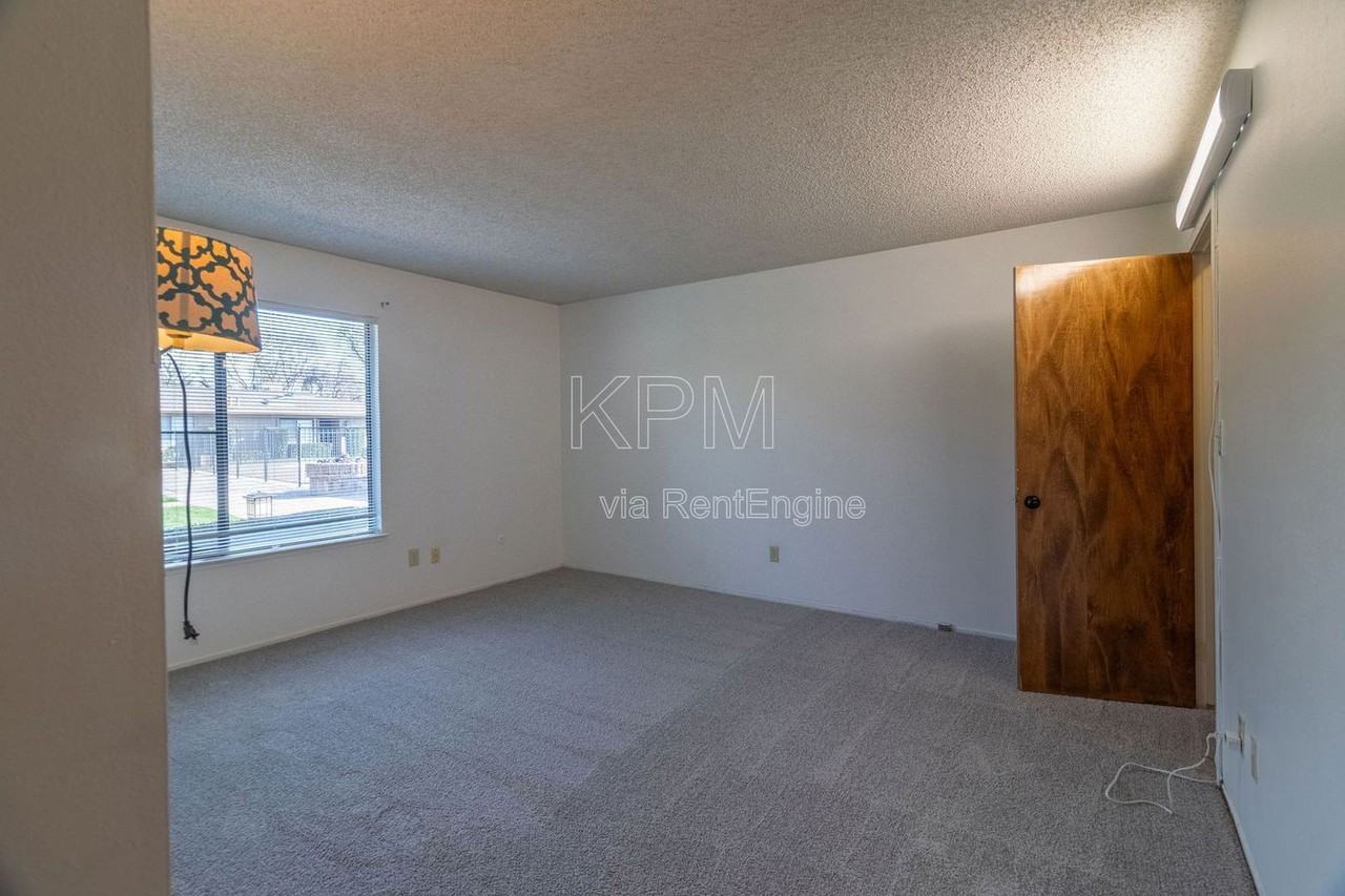 1077 Rivara Rd #105 - Photo 7 of 22