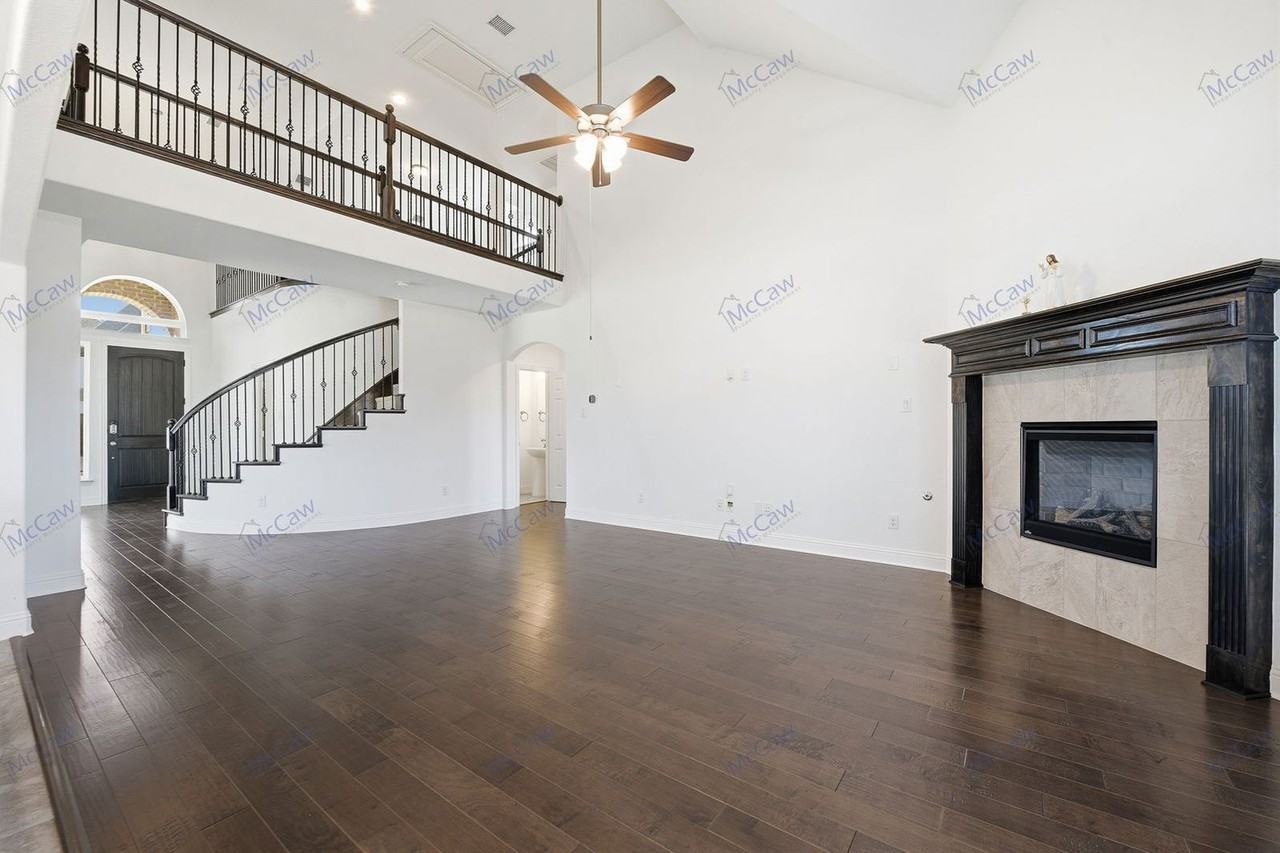 6700 Palmdale Dr - Photo 6 of 42