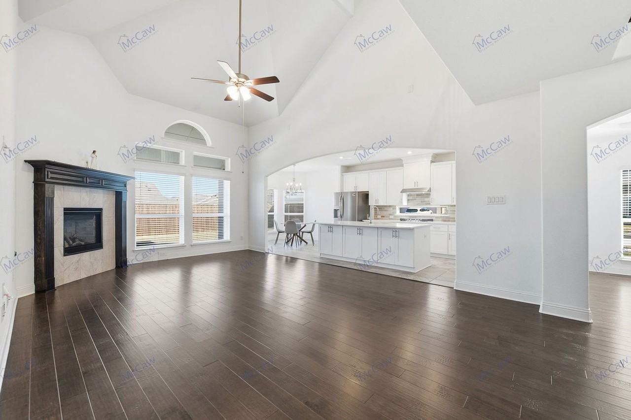 6700 Palmdale Dr - Photo 7 of 42