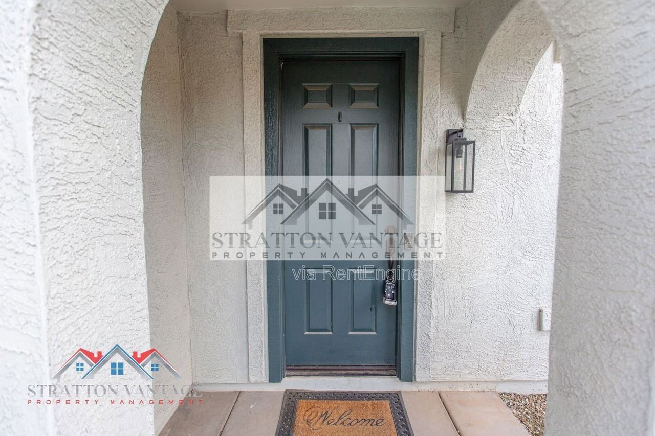 17916 N 183rd Ave - Photo 6 of 50