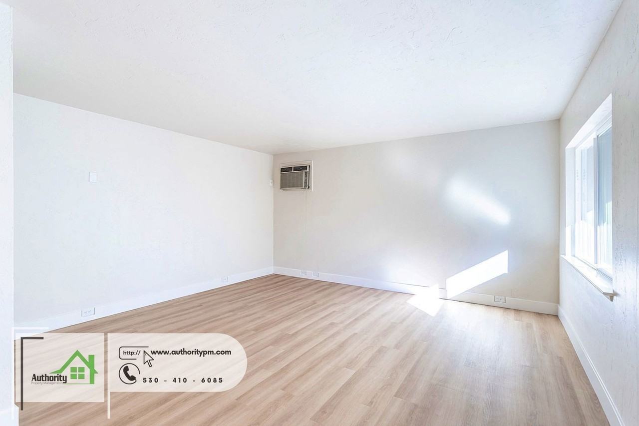 1425 Orange Ave - Photo 4 of 15