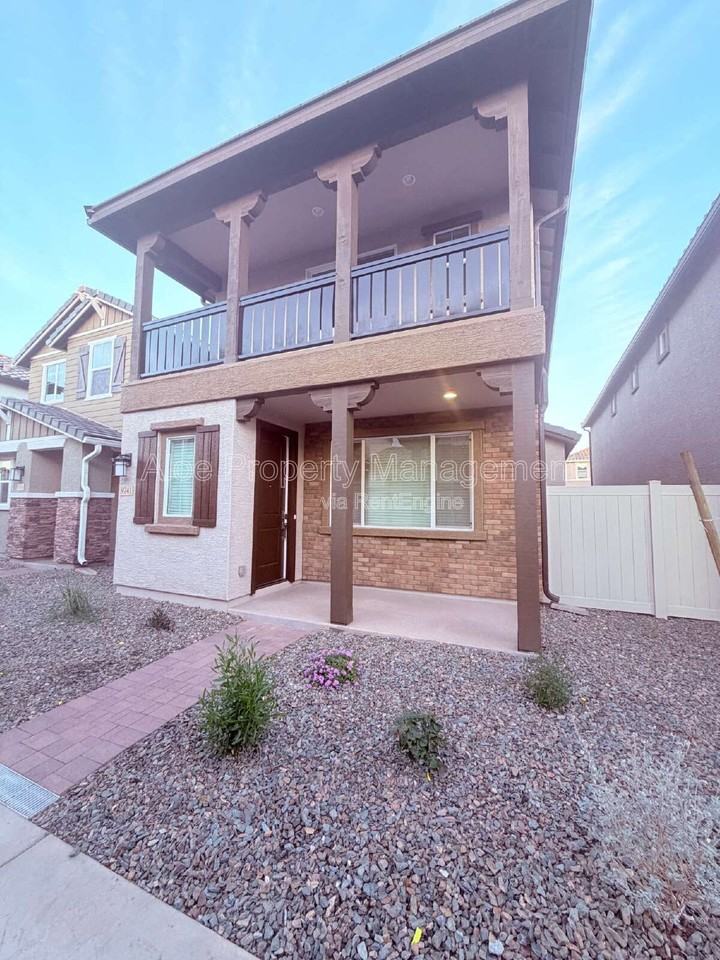 9741 W Catalina Dr - Photo 2 of 35