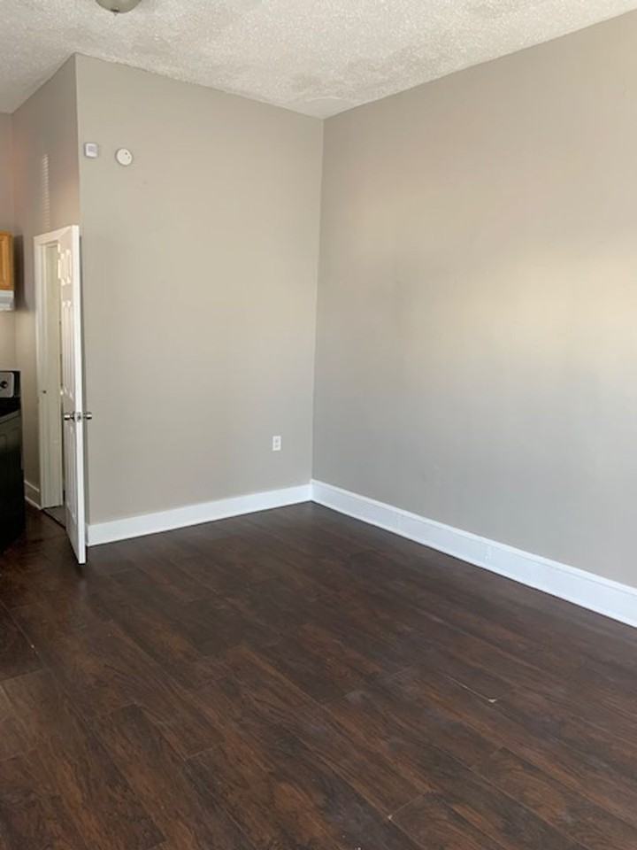 2315 E Ann Street - Photo 3 of 22