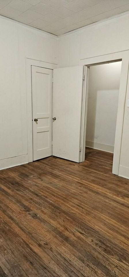 2020 Vance Ave - Photo 6 of 10