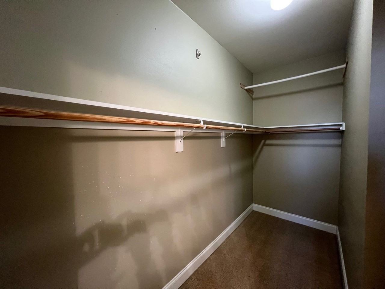 1319 Bromley Park Dr - Photo 7 of 11