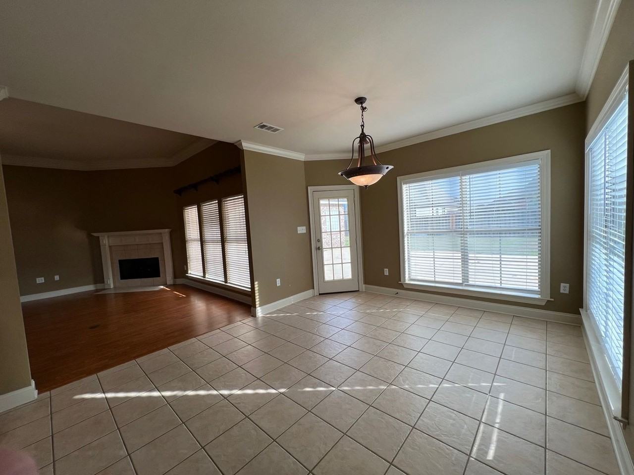 6400 Pelican Crossing Dr - Photo 6 of 18