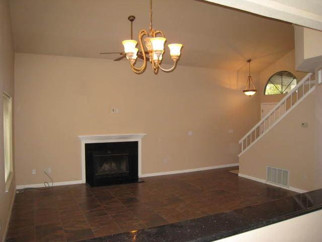 712 Oakvale Way - Photo 6 of 19