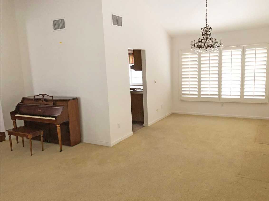 3950 Timrick Ln - Photo 7 of 17