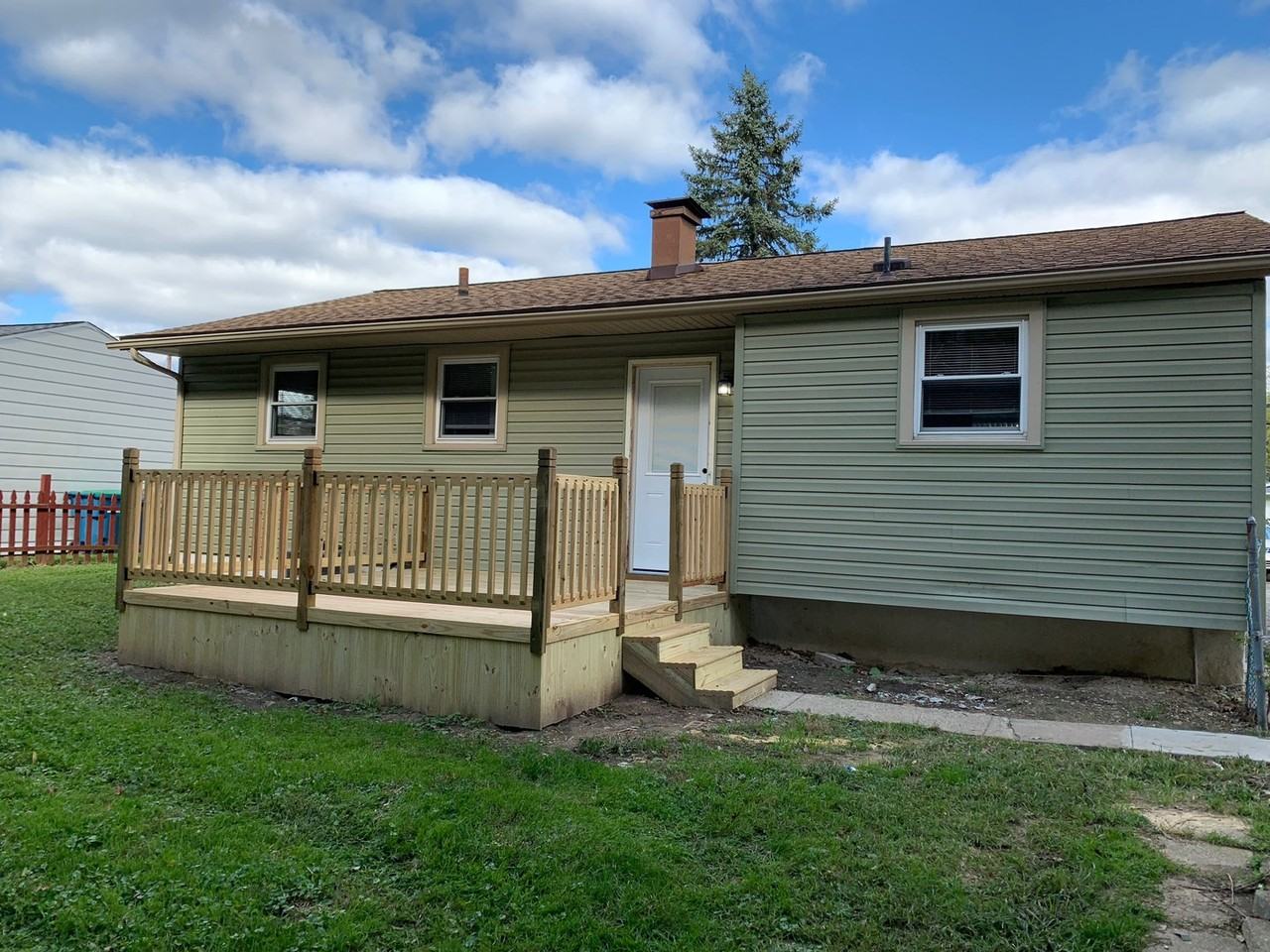 311 Ventura Dr - Photo 3 of 30