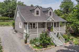 featured image of 440 Lime Kiln Rd