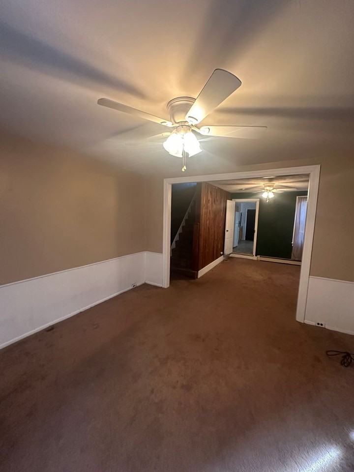 451 Cherry St - Photo 2 of 18