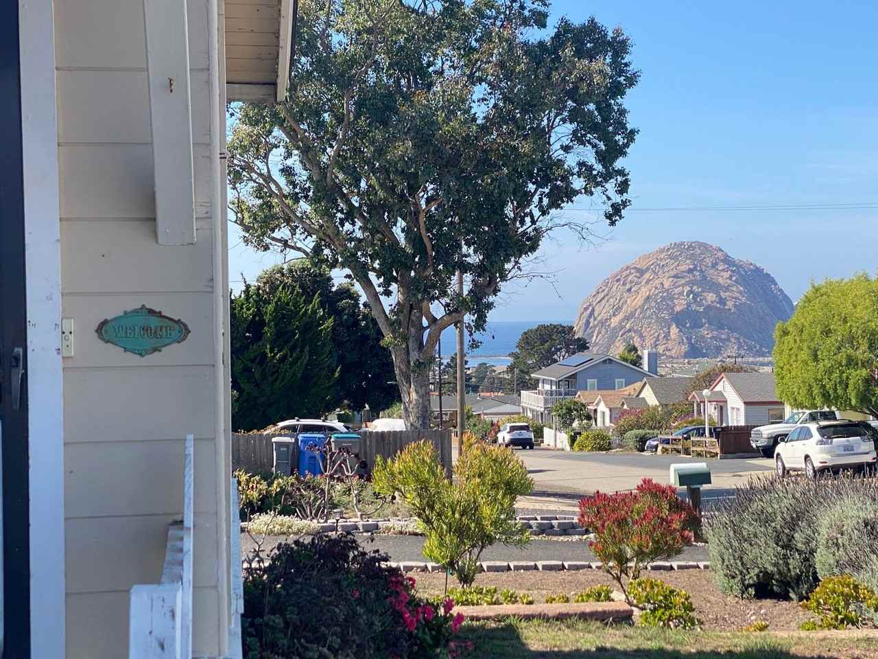 944 Mesa St - Photo 2 of 15