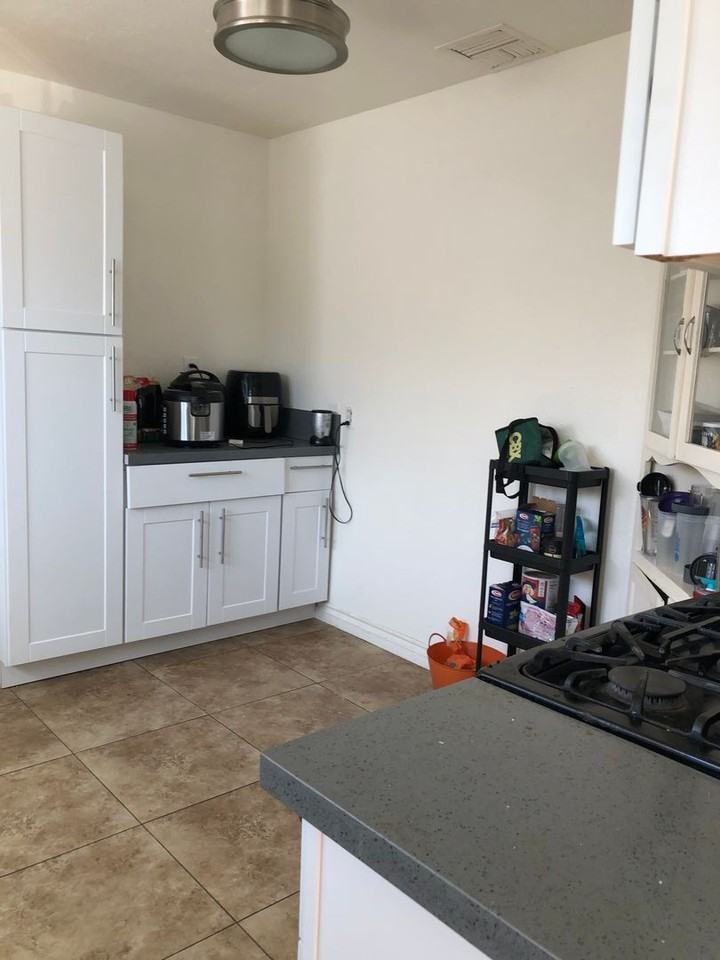 6228 Stewart St - Photo 3 of 50