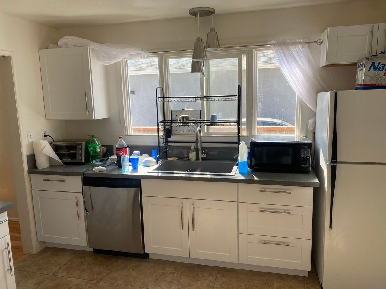 6228 Stewart St - Photo 5 of 50