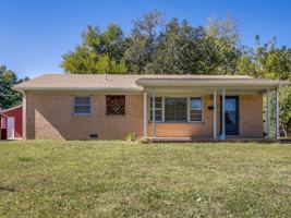 featured image of 519 S Derby Ave