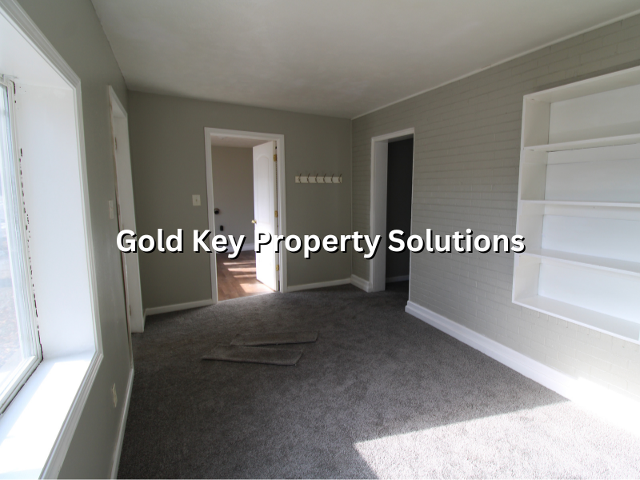 404 W 34th St - Photo 6 of 18