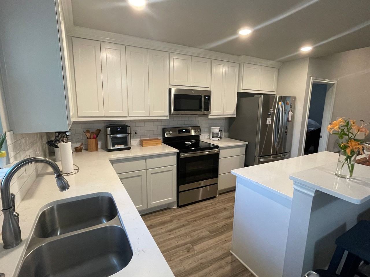 1934 Basil Ct - Photo 6 of 27