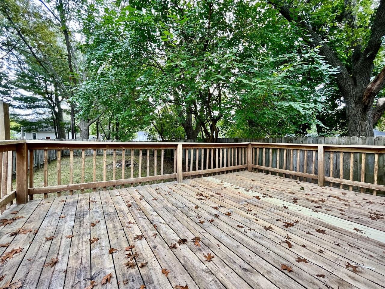 1704 Dyson St - Photo 3 of 19