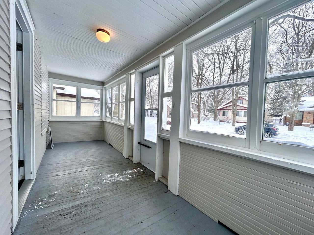 1704 Dyson St - Photo 7 of 19