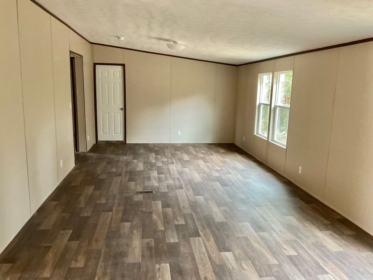 707 707 Sharon Lane - Sharon Lane, 707 (JBR) - Photo 4 of 33