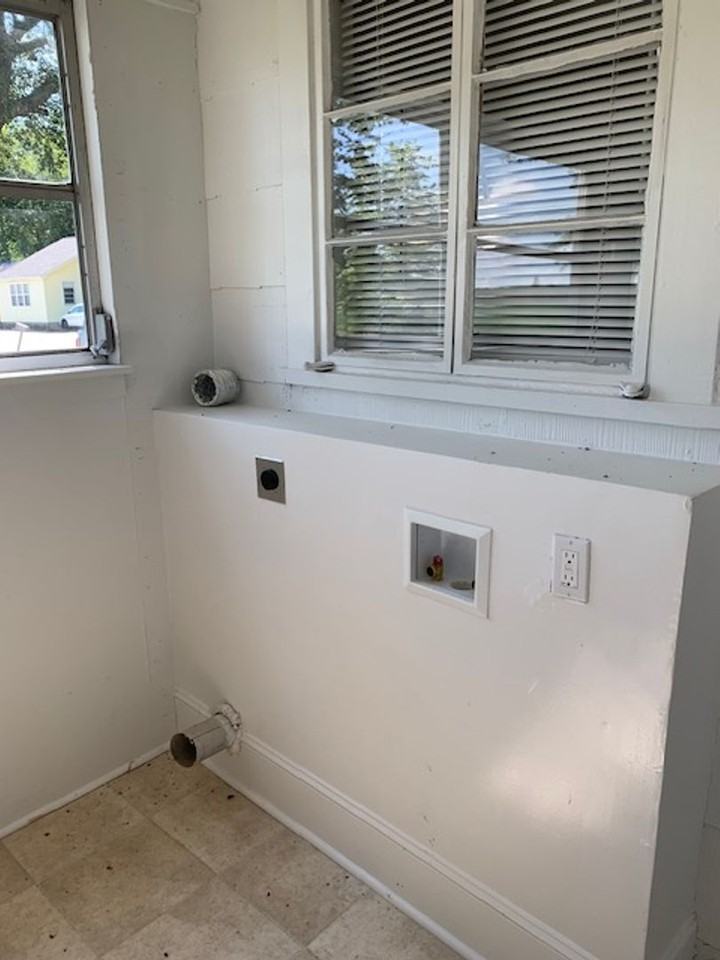 1205 Highway 11 W - Photo 7 of 9