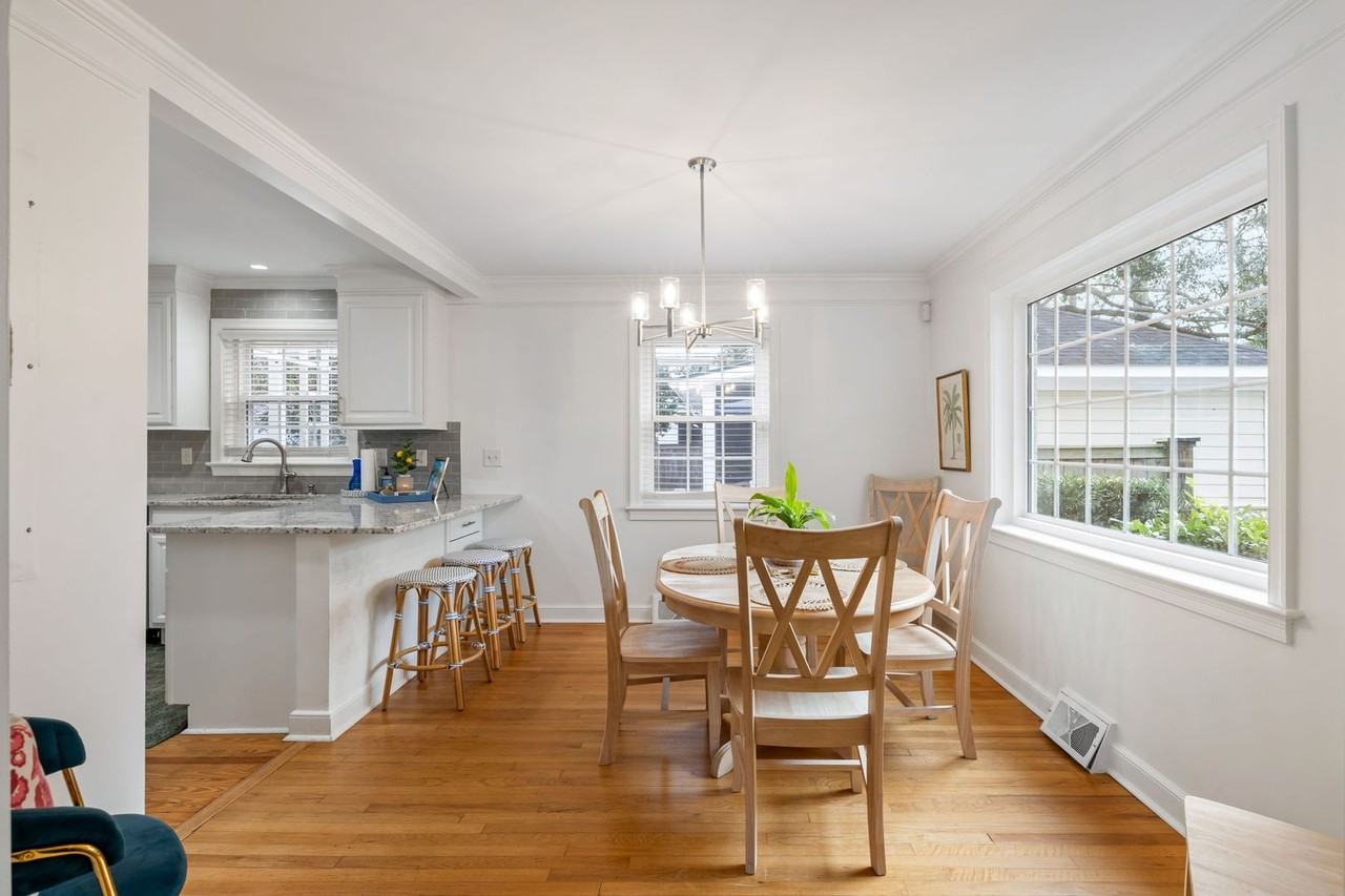 11 Sheridan Rd - Photo 4 of 20