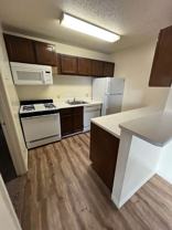 Hilltop House Apartments - Photo 1 of 1