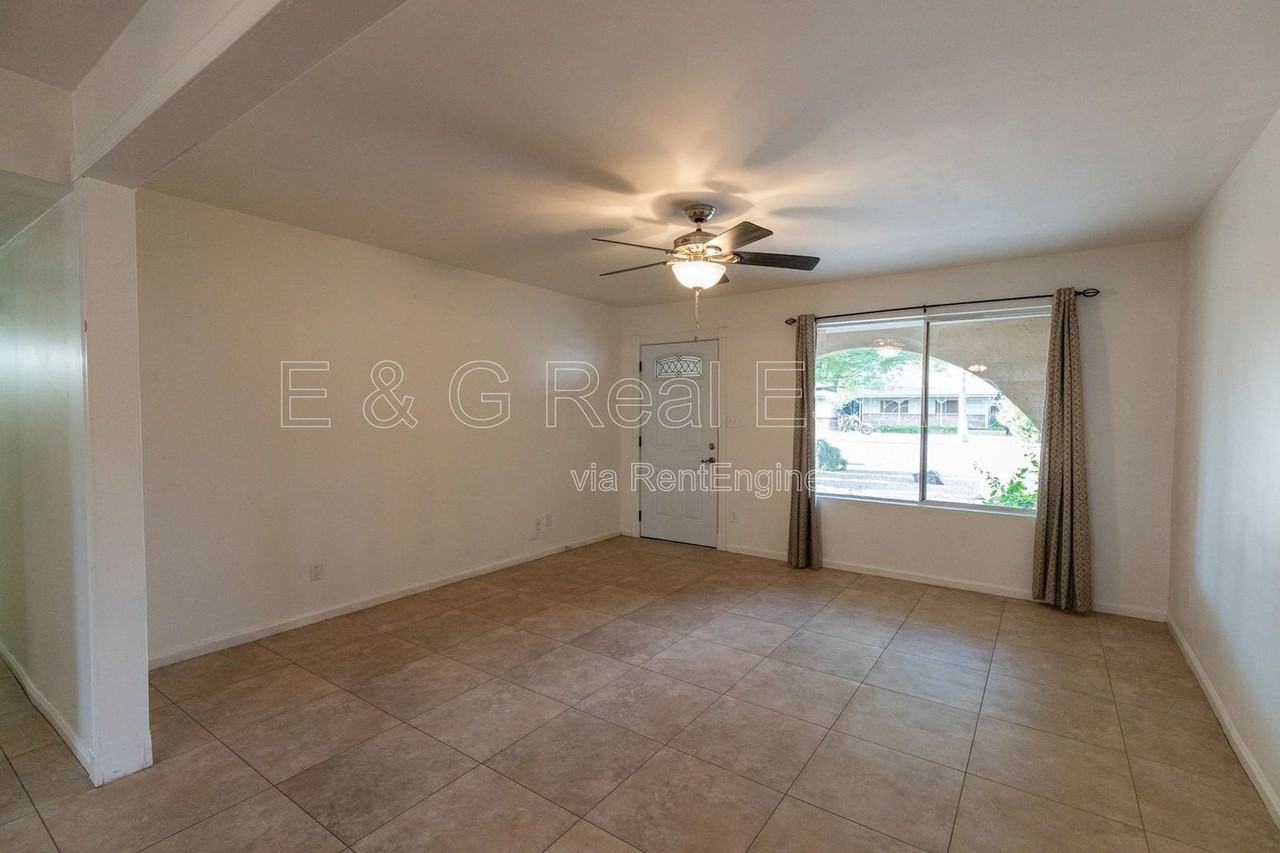 1887 E Watson Dr - Photo 5 of 11