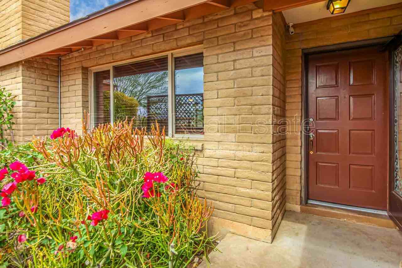 1010 E Loyola Dr - Photo 5 of 36