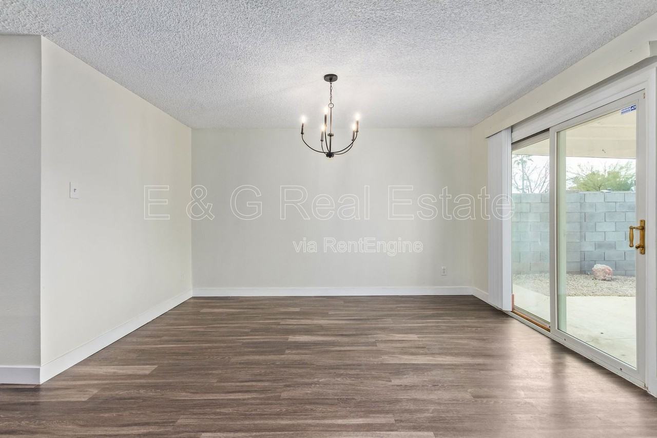 4414 S Newberry Rd - Photo 6 of 25