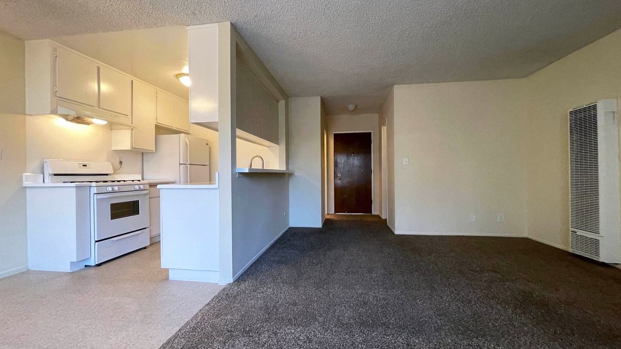 11955 Weddington St - Photo 3 of 50