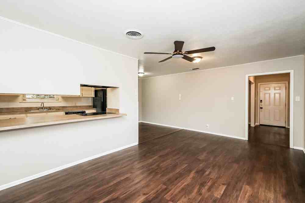 6420 Valley Ridge Dr - Photo 6 of 16