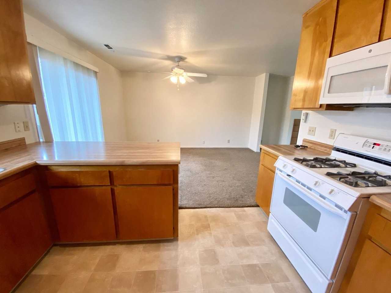 1284 4th St - Photo 2 of 10